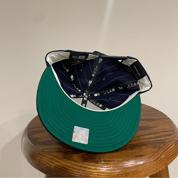 New Era Duke Blue Devils Striped 9Fifty Hat “Blue / Black” - Picture 5 of 6